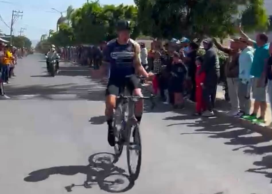TRIUNFA CICLISTA POTOSINO KEVIN HERNÁNDEZ EN PUEBLA