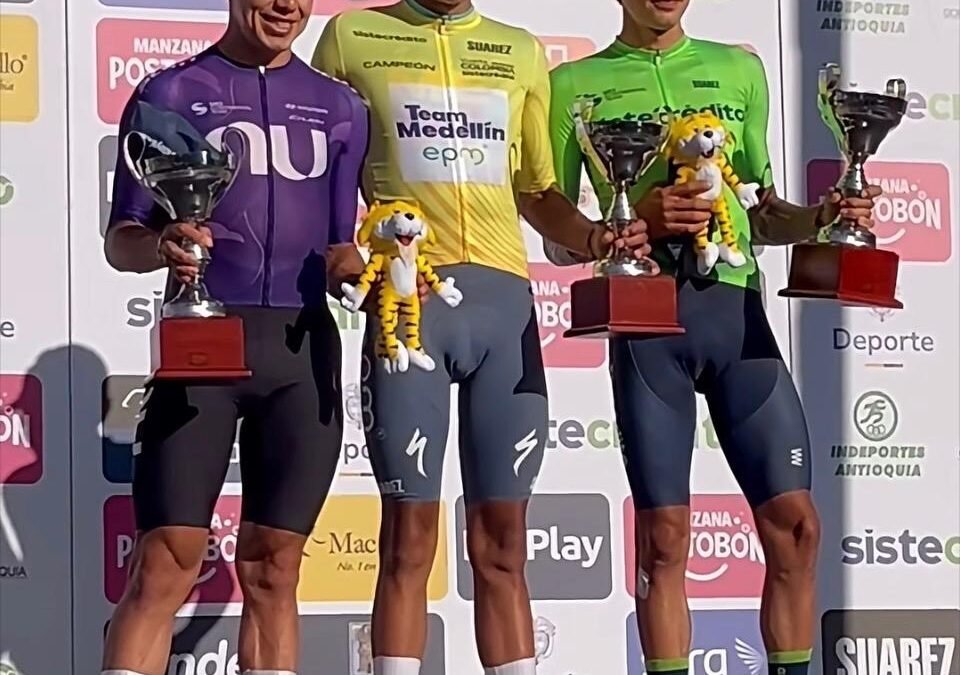 TERREMOTO DETIENE VUELTA A COLOMBIA; CICLISMO CEDE ANTE MERGENCIA
